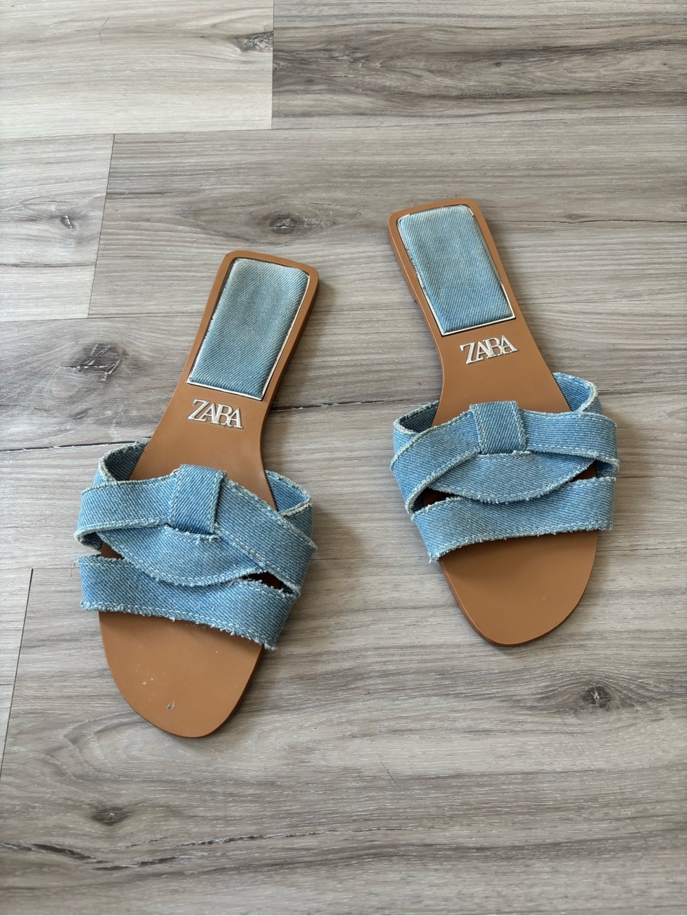 ZARA 40/9 Light Blue Denim Slide Sandals for Women